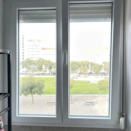 ゲストハウス Rose View リスボン